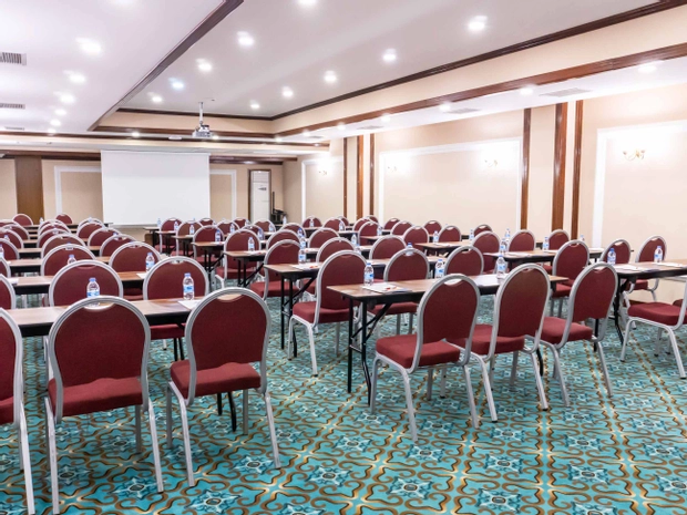 Salamis Bay Conti Resort Hotel