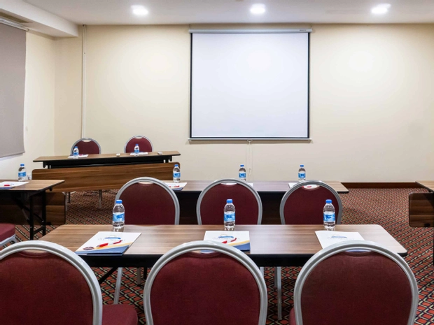 Salamis Bay Conti Resort Hotel