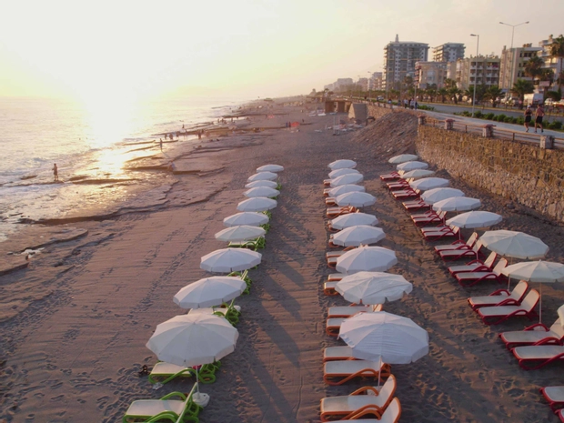The Nora Hotels Family Club