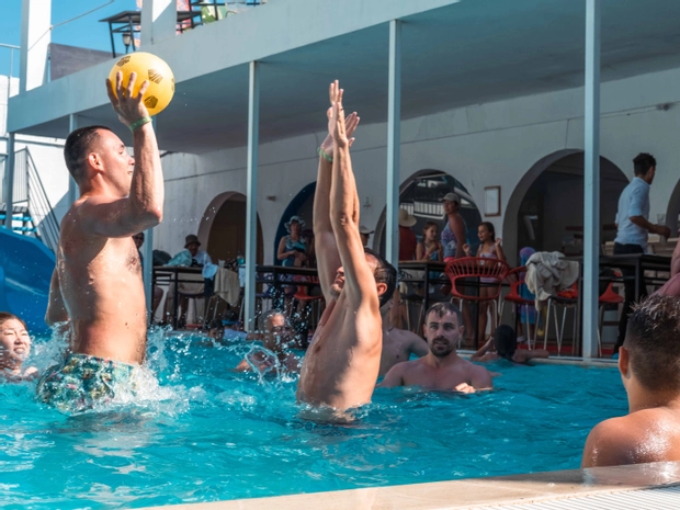 The Nora Hotels Family Club