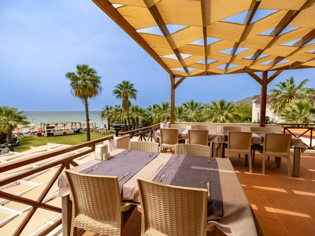 Sentinus Beach Hotel