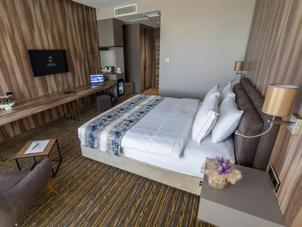 French Bed Oda