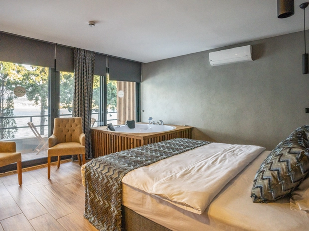 Deluxe Suite Deniz Manzaralı - Jakuzili