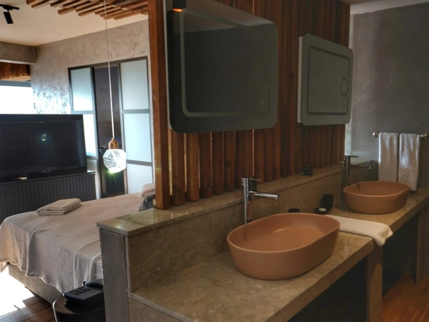 Junior Suite Deniz Manzaralı - Jakuzili