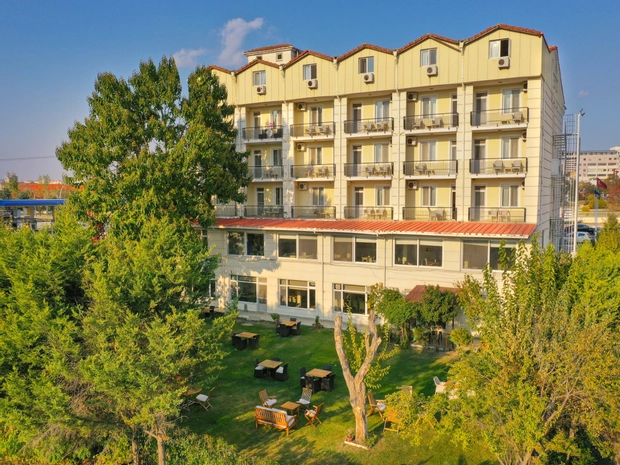 Şimşek Hotel