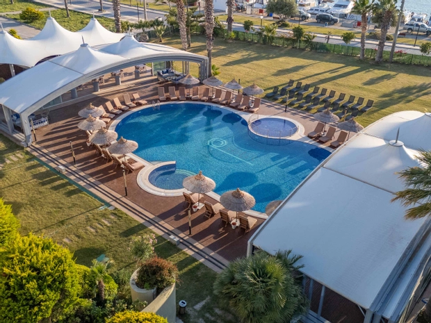 Sisus Marina Otel Dalyan Çeşme