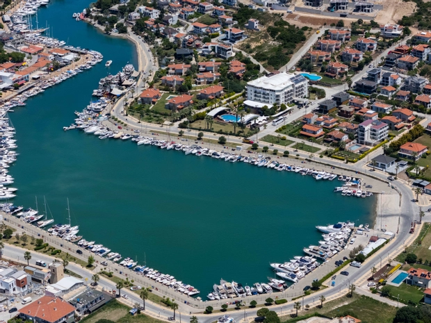Sisus Marina Otel Dalyan Çeşme