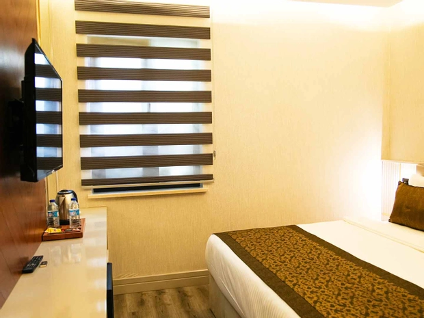 Sky Hill Hotel