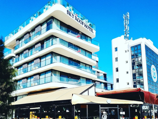 Sky Roof Hotel