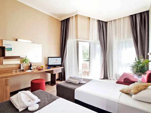 Hotel Aile Odası