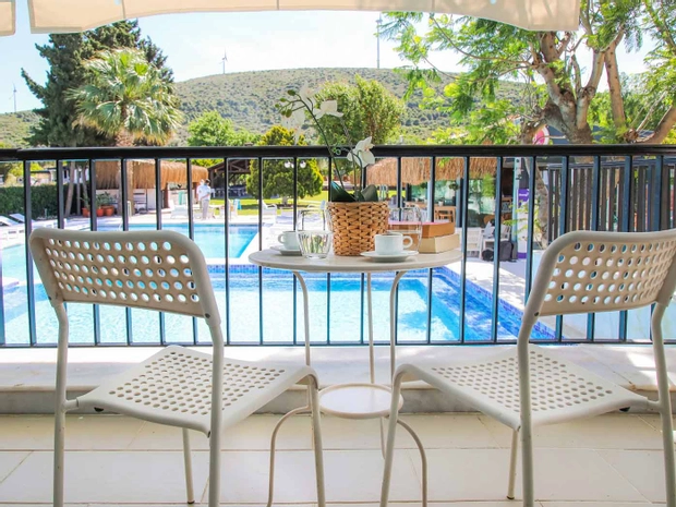 Enki Suess Alaçatı Otel