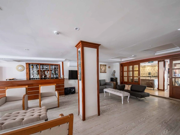 Sunmaris City Hotel