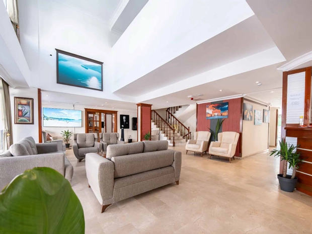 Sunmaris City Hotel