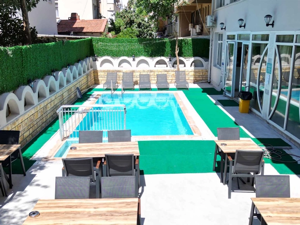 Sunmaris City Hotel