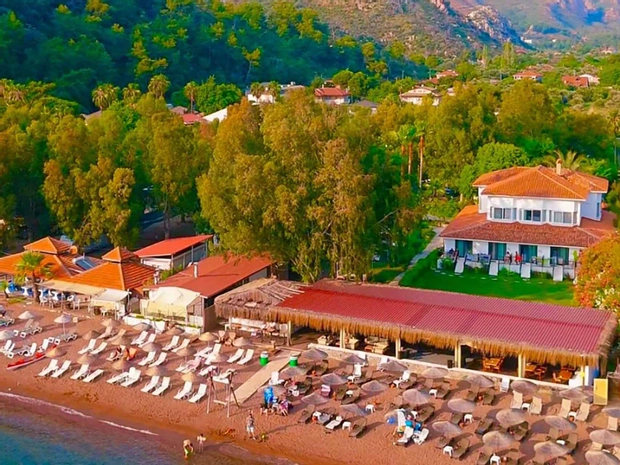 Thanos Hotel