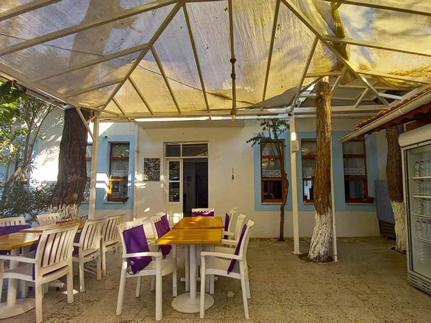 Tropicana Hotel