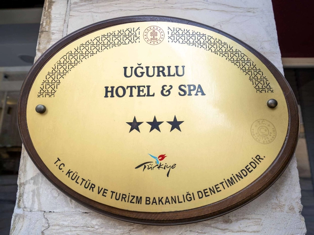 Uğurlu Otel