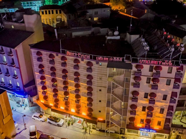 Uğurlu Otel