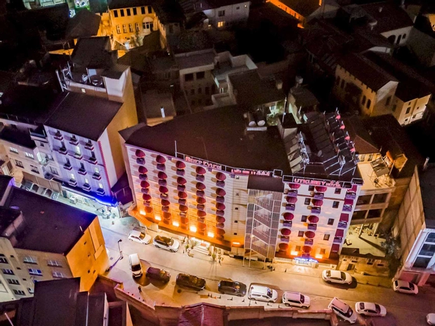 Uğurlu Otel