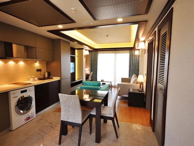 Luxury Thermal Suite