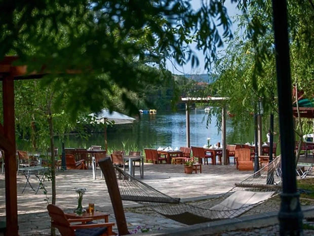 Bahçe