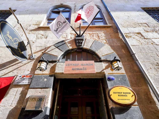 Zeynep Hanım Konağı