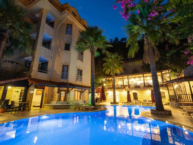 Dores Residence