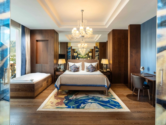 Grand Süit Deniz Manzaralı