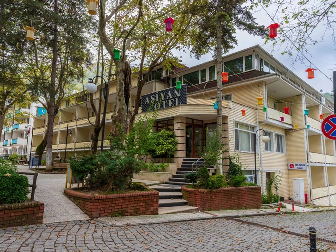 Oylat Kaplıcaları Aşiyan Otel