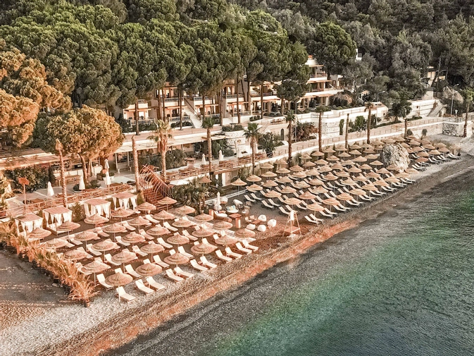 Perios Beach House - Adult Only