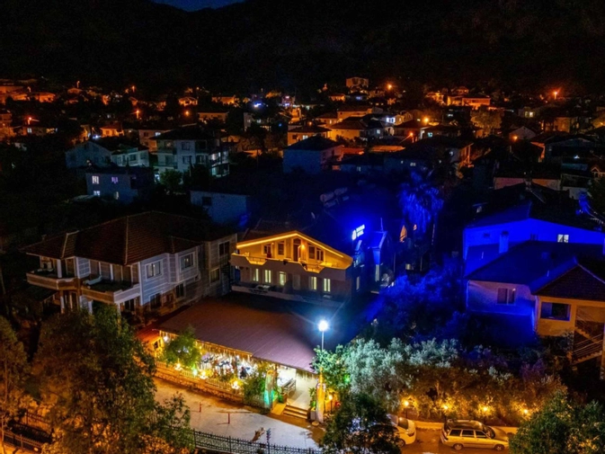 Rayana Hotel