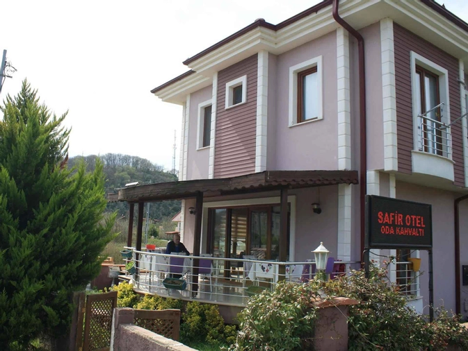 Sapphire Hotel