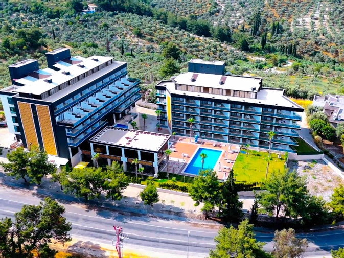 Si Delux Hotel & Spa