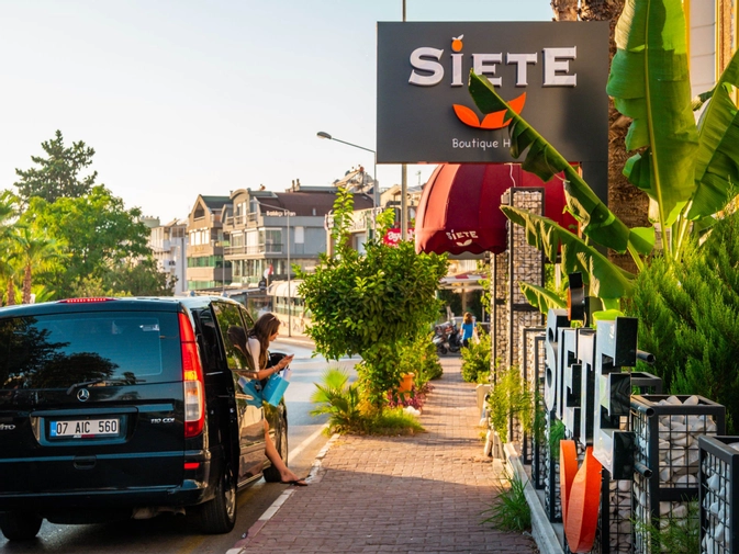 La Siete Hotel